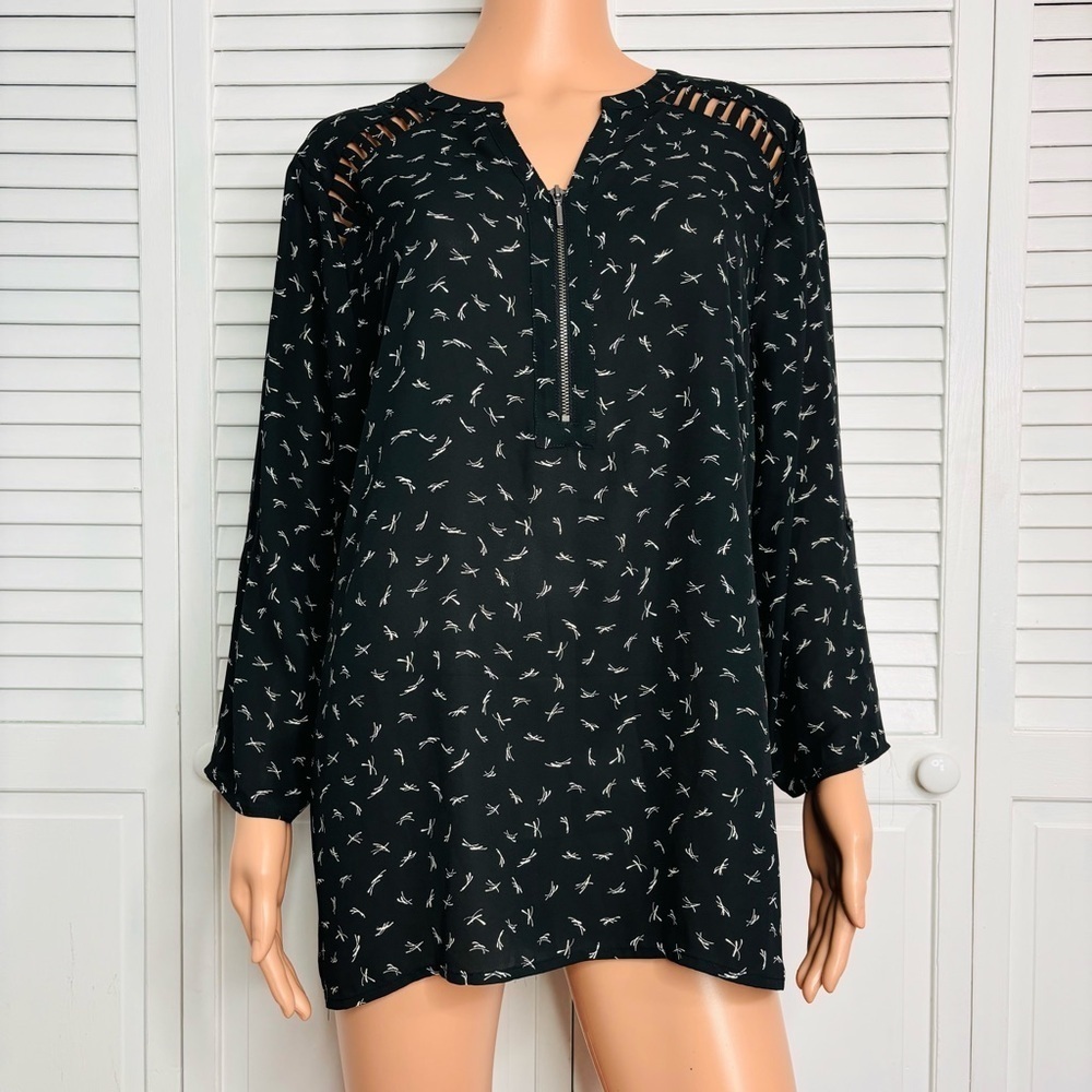 3/$50 MAURICES Georgette Black Print Lattice Roll Tab Sleeve Blouse Size 1